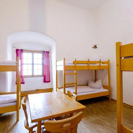 Jugendherberge Saldenburg Hostel *