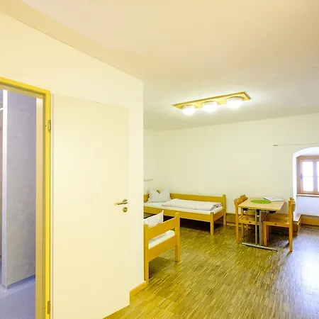 Vandrarhem Jugendherberge Saldenburg *